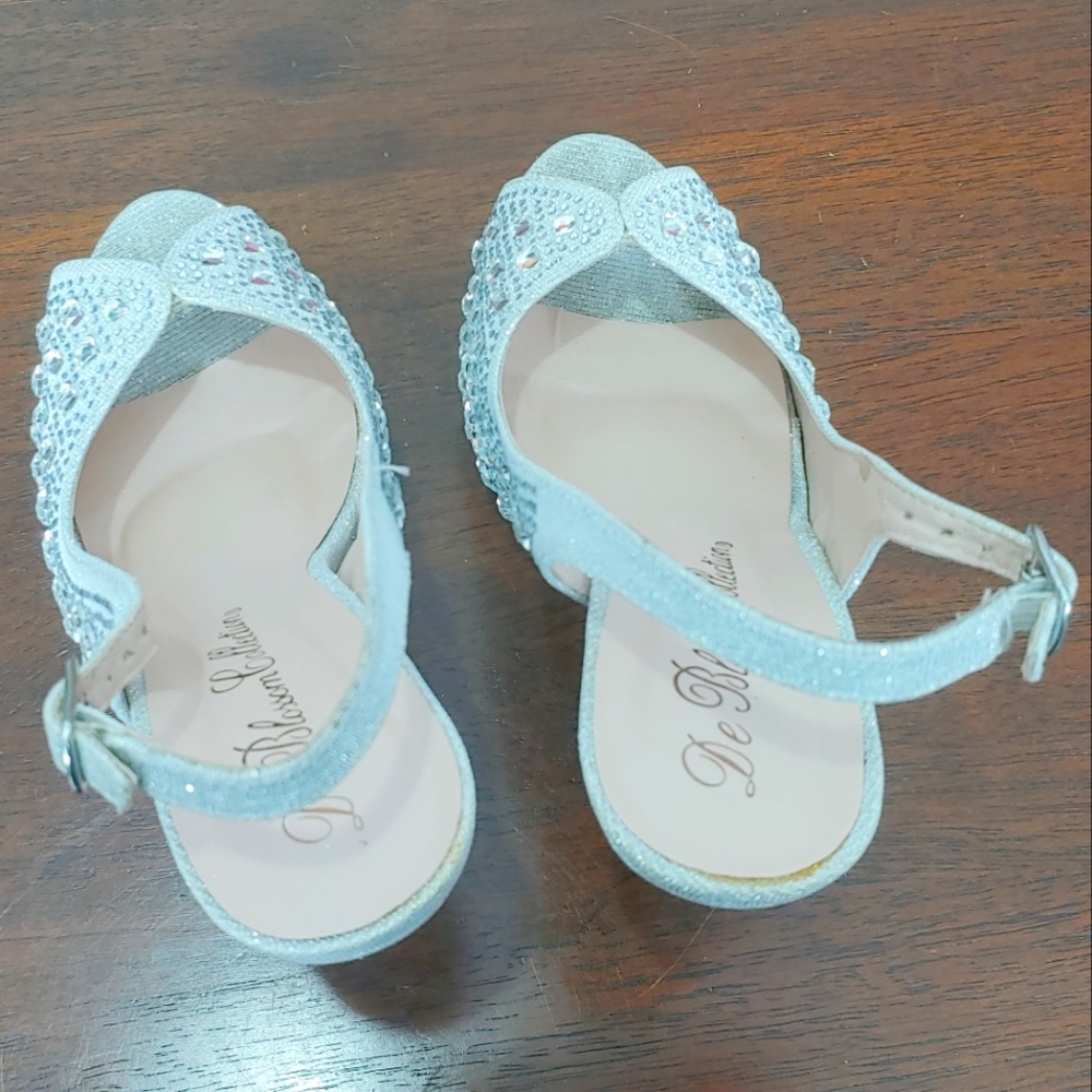 AVAILABLE ONLY IN THE BUNDLE/De Blossom Collection, prom sparkly Heels, size 7.5 - Picture 6 of 16